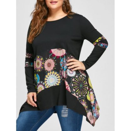 Plus Size Graphic Crescent Hem Top - Black