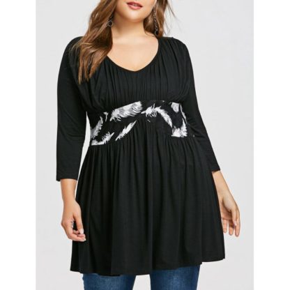 Plus Size Feather Print Empire Waist T-shirt - Black