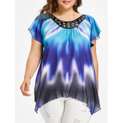 Plus Size Crescent Hem Embellished T-shirt - Colormix