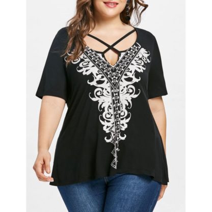 Plus Size Tribal Print Criss Cross T-shirt - Black