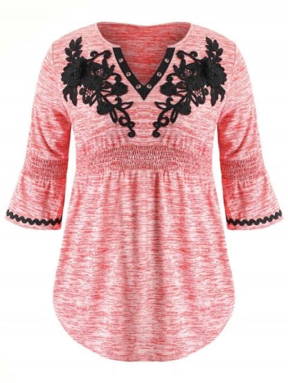 Plus Size Appliqued Bell Sleeve Curved T-shirt - Light Pink - Image 4